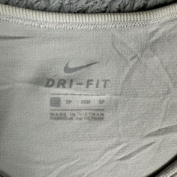 Nike Dri Fit Athletic Long Sleeve Top XS Grey Mesh Long Sleeves Lightweight Base - Picture 2 of 16